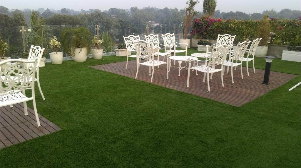 Sunbeam Premium Hotel Zirakpur Eksteriør billede