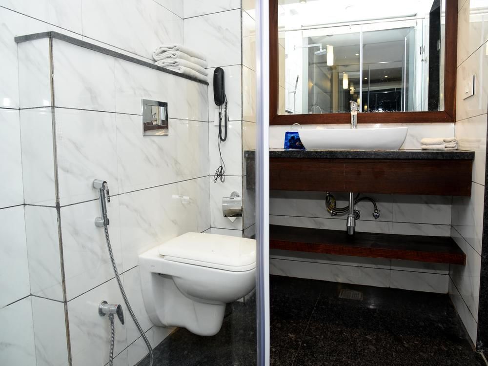 Sunbeam Premium Hotel Zirakpur Eksteriør billede